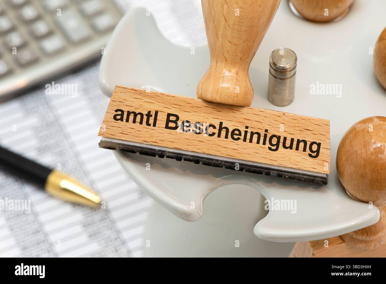 Personalisierte Holzstempel im Test 2024 - Prüfengel
