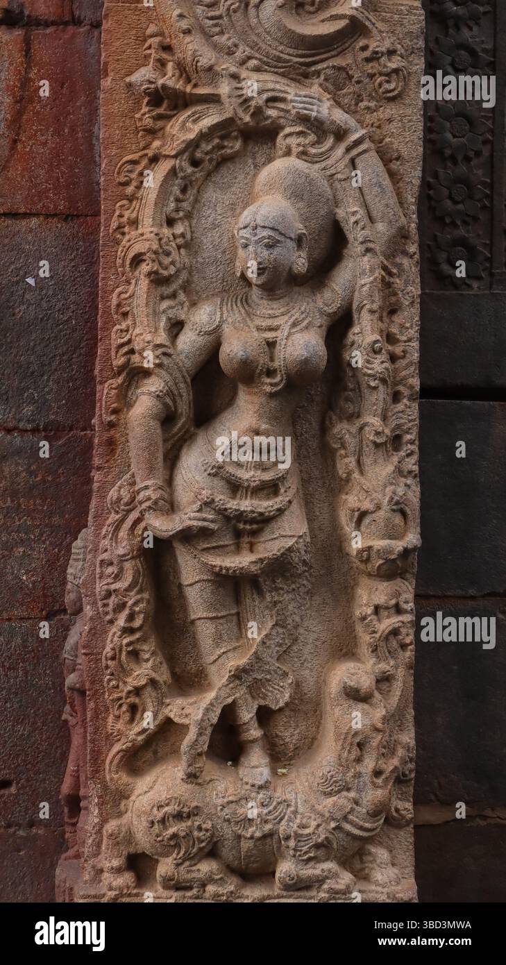 Beautiful Carving Sculpture of Welcoming Women of Entrance of Sri Chintala Venkataramana Swamy Temple, Tadipatri, Andhra Pradesh, India. Stock Photo