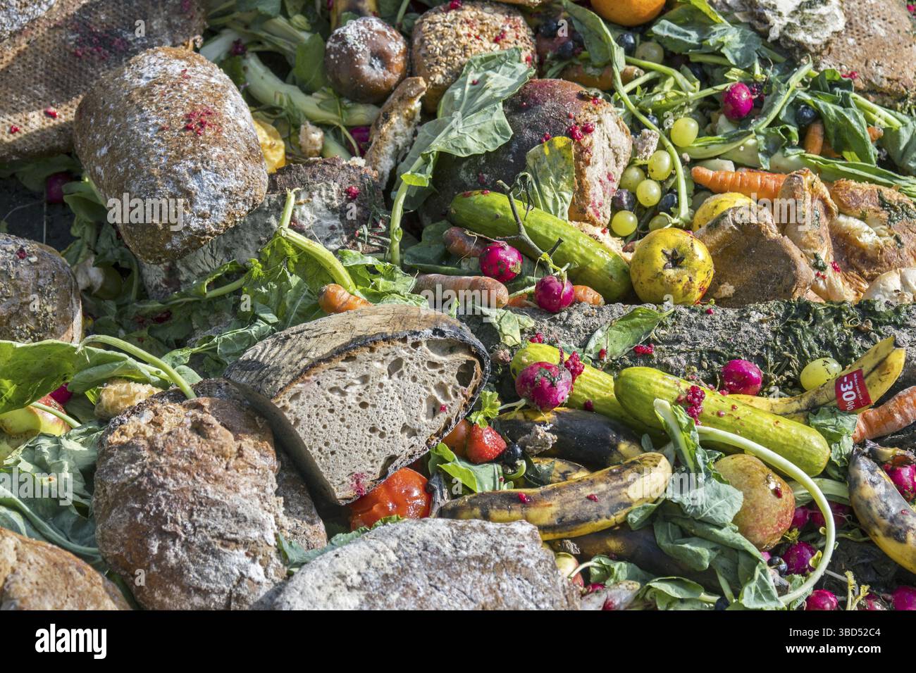 Surplus food expired fruit hi-res stock photography and images - Alamy