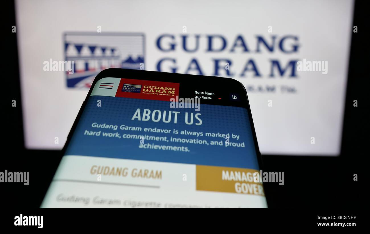 Indonesian Cigarette Hi-res Stock Photography And Images