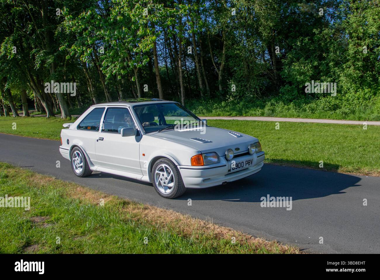 1990 ford escort rs turbo hi-res stock photography and images - Alamy