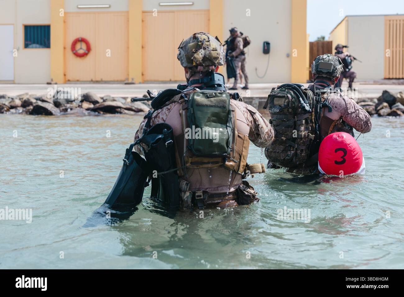 U.S. Marines and Sailors with 2d Force Reconnaissance Company, 2d ...