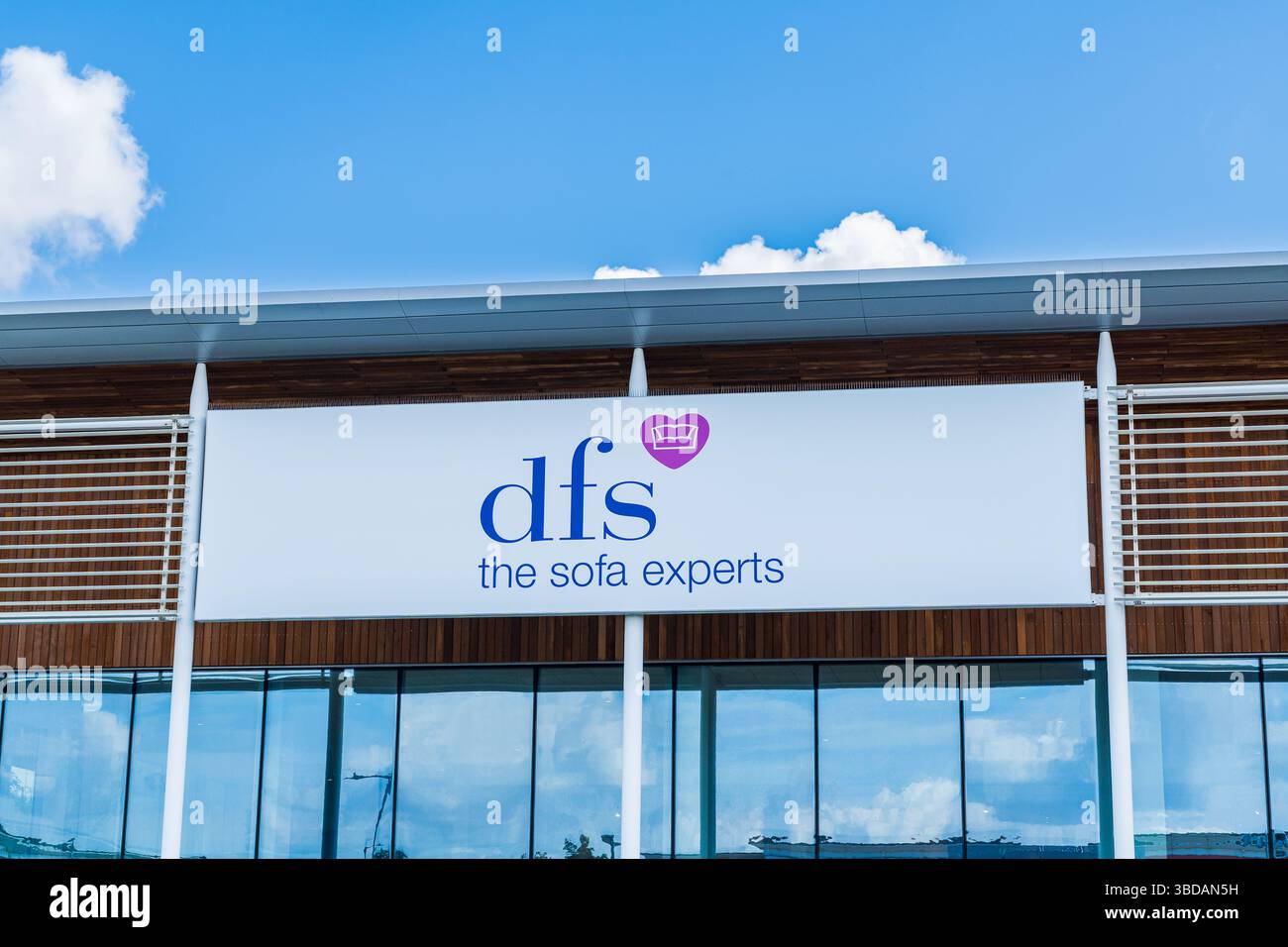 Dfs symbol hi-res stock photography and images - Alamy