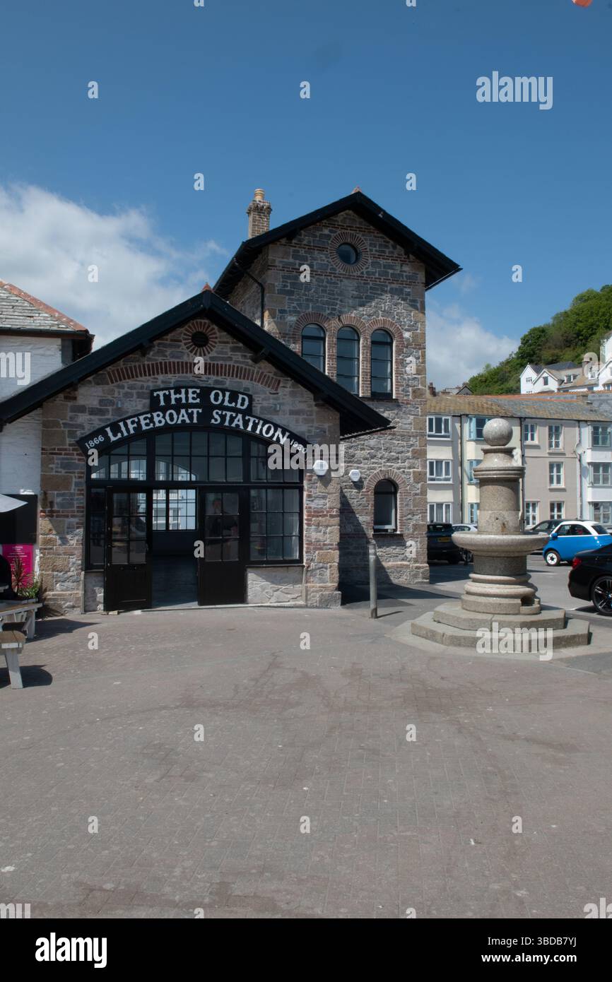 リリパットレーン　OLD LIFEBOAT STATION.LOOE Lilliput. Old Lifeboat Station Looe. 2010. Box. Deed. Mint