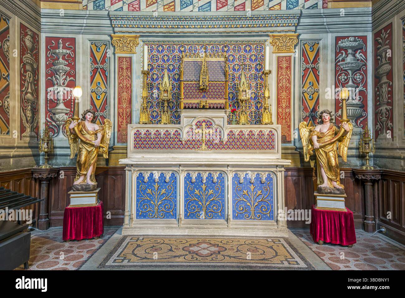 Landmark gothic altar panel hi-res stock photography and images - Alamy