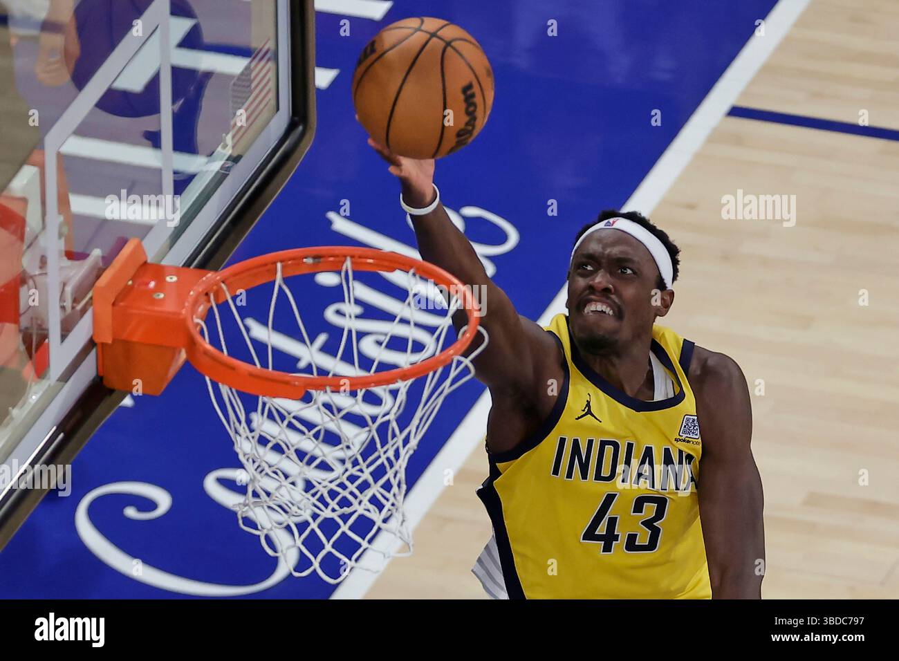 Pascal Nba Indiana Pacers forward Pascal Siakam (43) puts up a shot against the ...