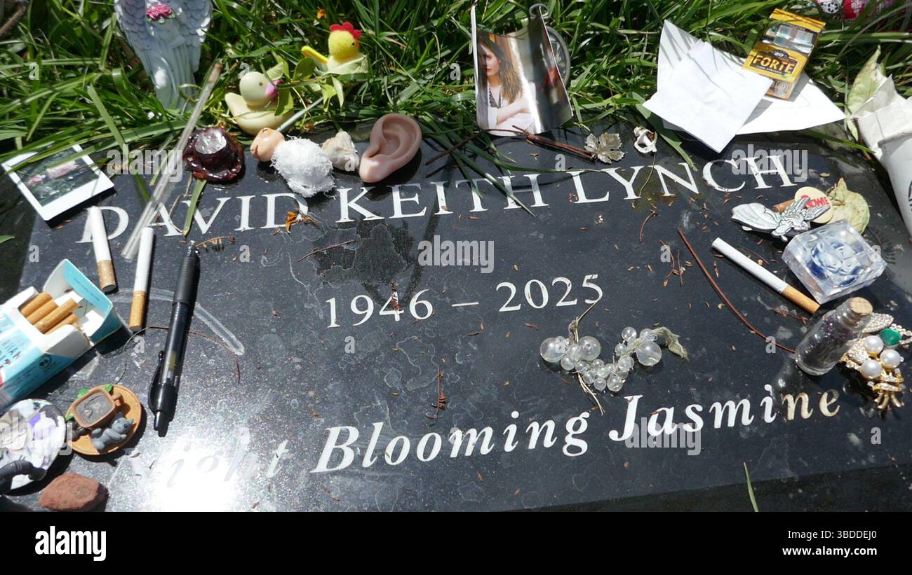 David Lynch Rip Los Angeles, California, USA 22nd May 2025 Director David Lynch Grave ...