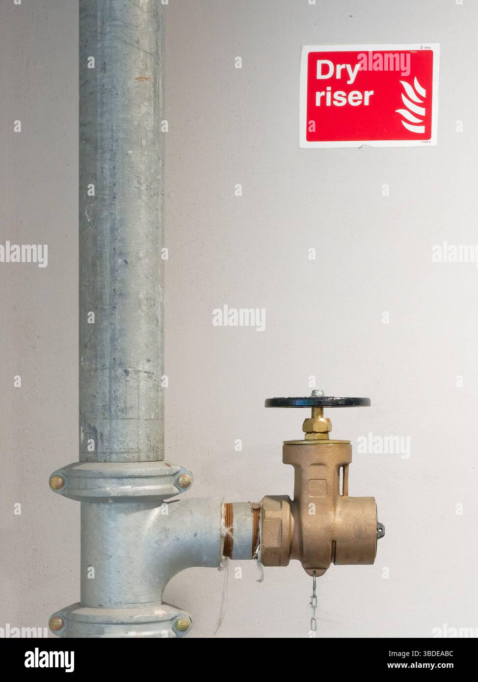 Dry riser landing valve within office building Stock Photo - Alamy