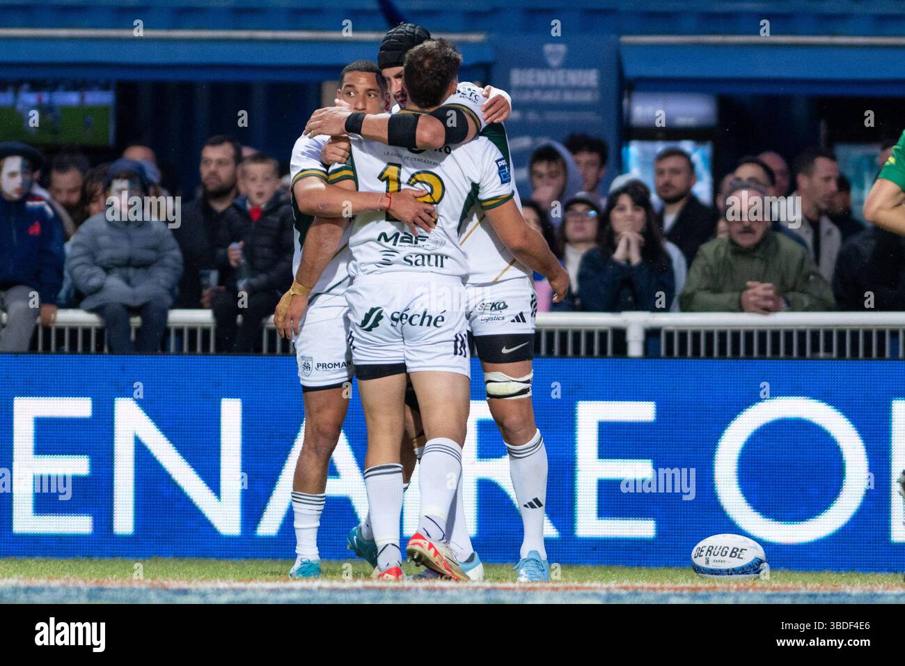 Colomiers, France. 23rd May, 2025. Simon Renda and team of Montauban ...