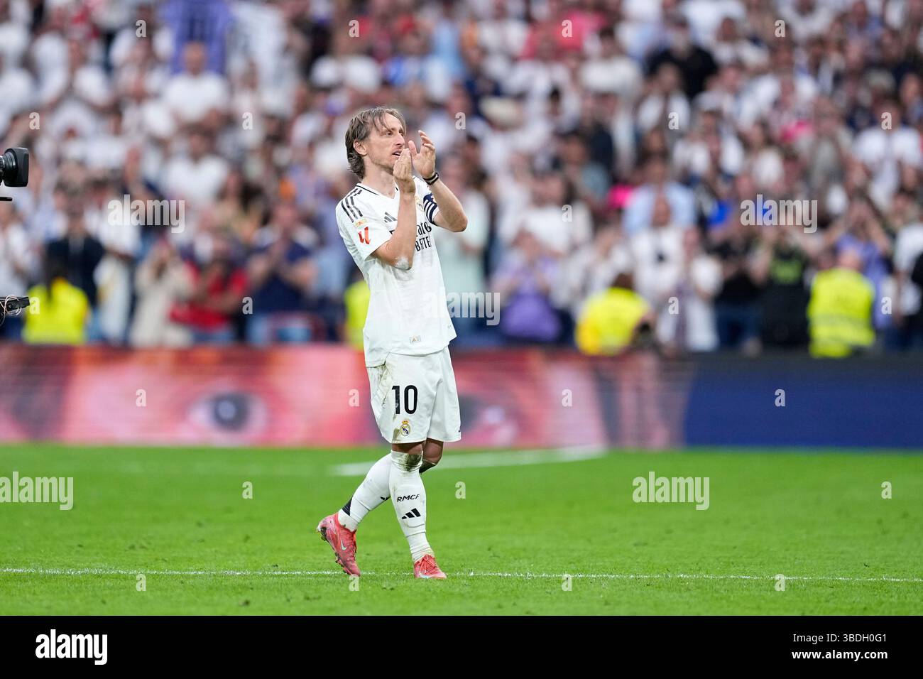 Tribute to Luka Modric of Real Madrid during the Spanish League, LaLiga ...