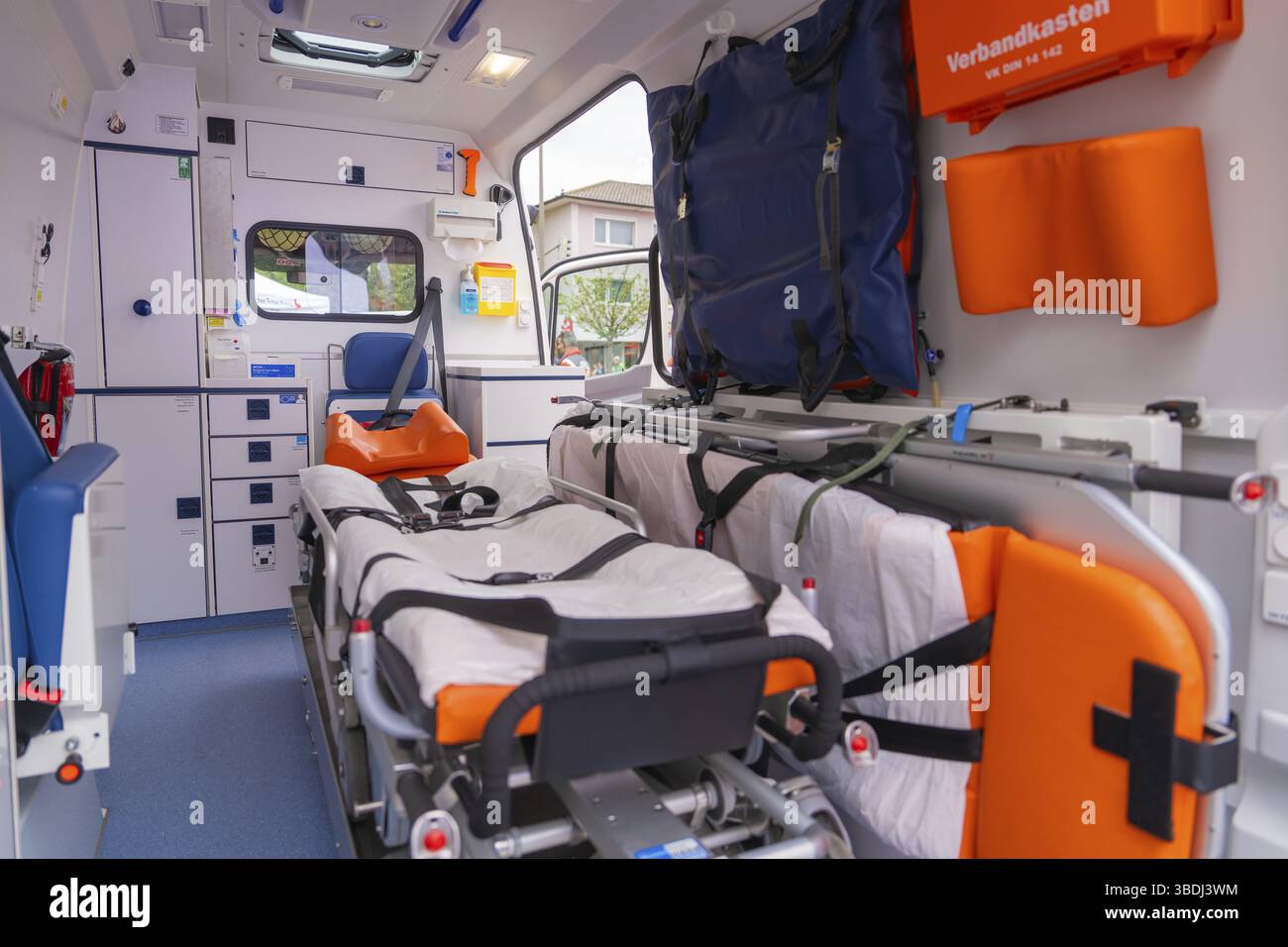 Emergency stretcher patient secure hi-res stock photography and images ...