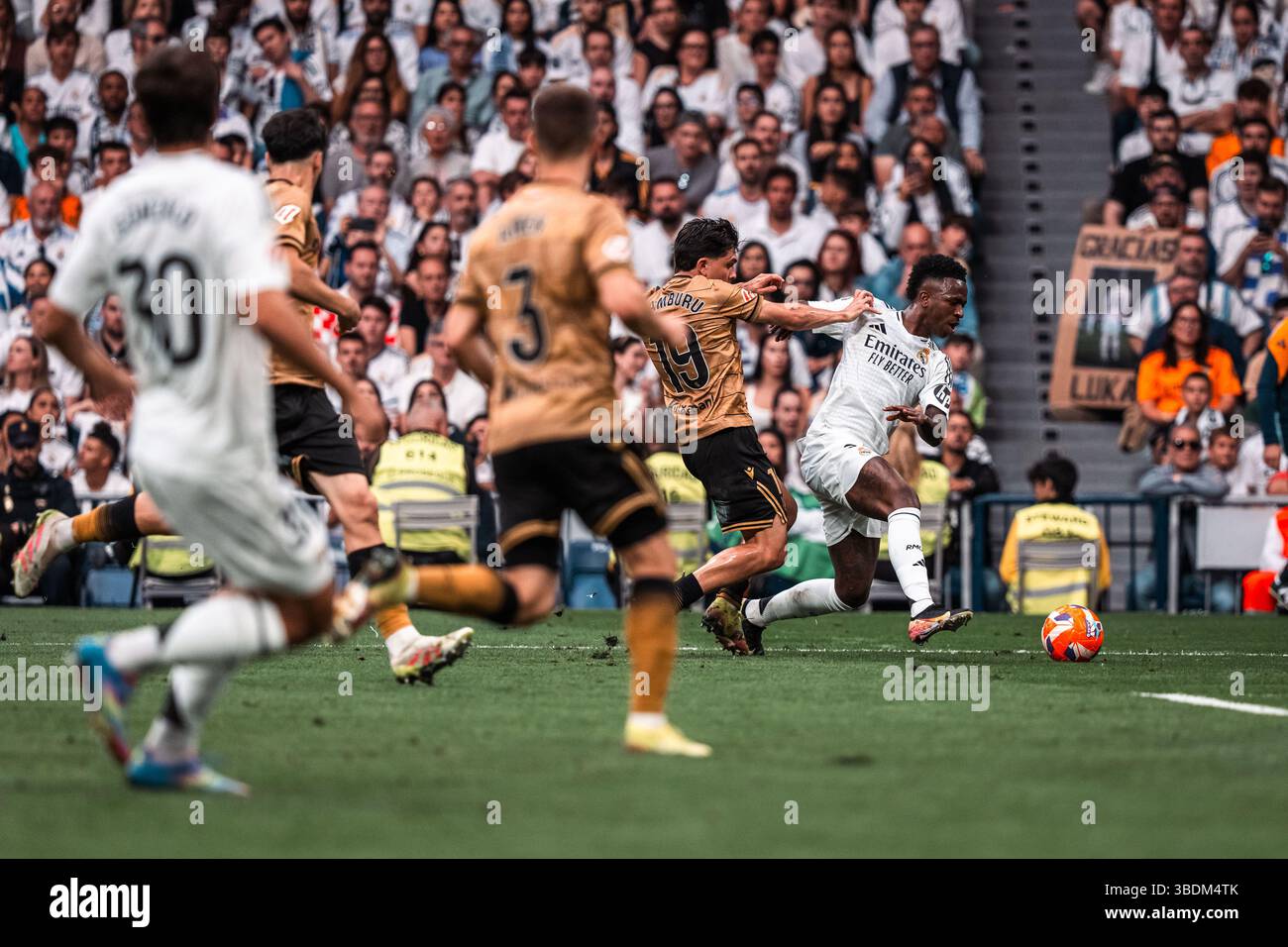 Vinicius junior real madrid 2025 hi-res stock photography and images