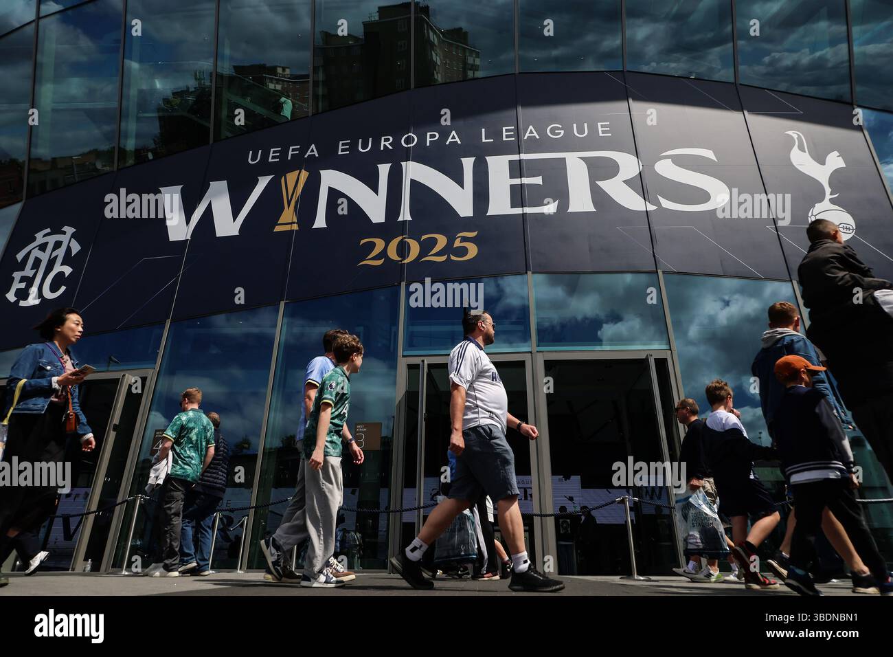 Tottenham Hotspur Particle Backpack | UK