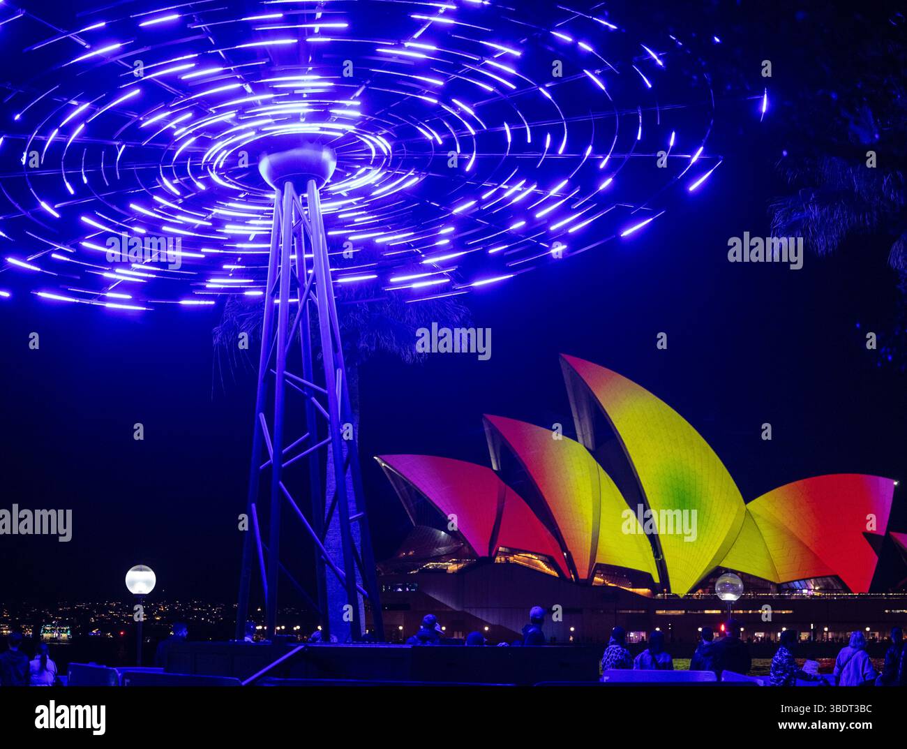 Sydney, Australia. 25th May, 2025. People view the Error light ...