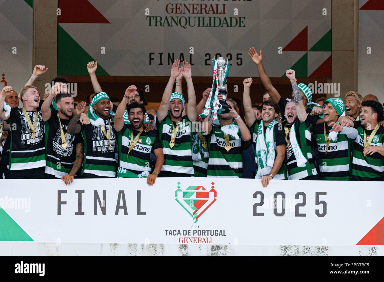 Sporting CP players Taça de Portugal The Palhinha Dilemma: €18M Release Clause vs. Atlético’s €25M Bid