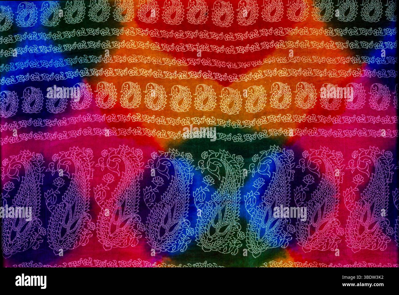 Bandhani weaving bandhani hi-res stock photography and images - Alamy