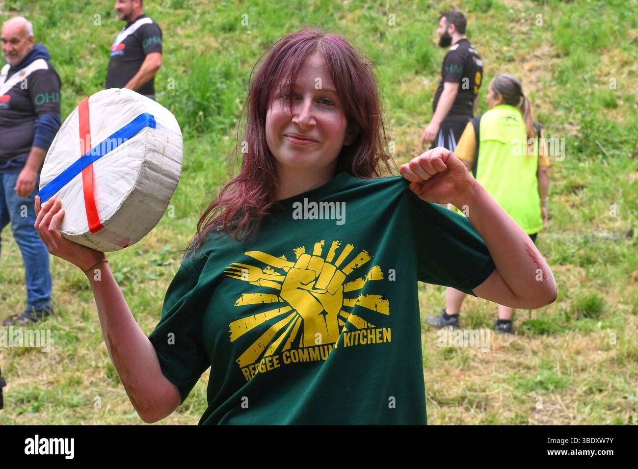 Annual Brockworth Cheese Rolling Contest 1. How old is the cheese rolling tradition?