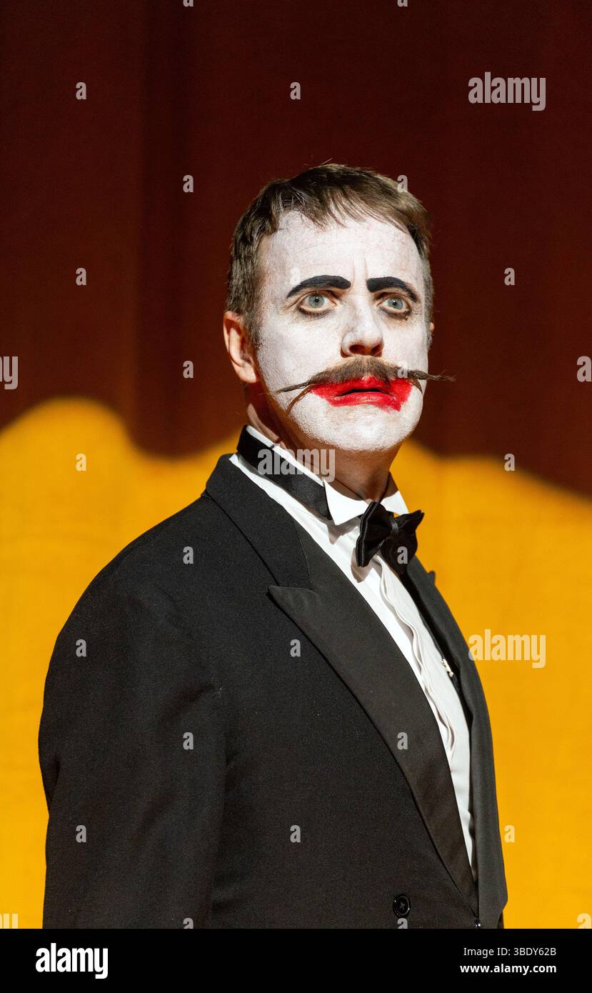 Adolf hitler at the bayreuth festival hi-res stock photography and images -  Alamy