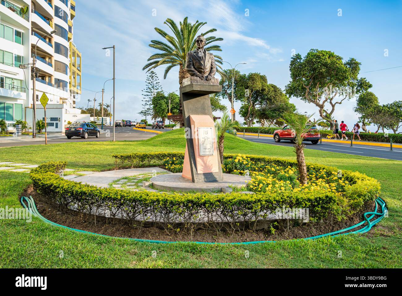 Lima, Peru – March 12, 2025: Luis Bedoya Reyes statue in Miraflores Stock Photo