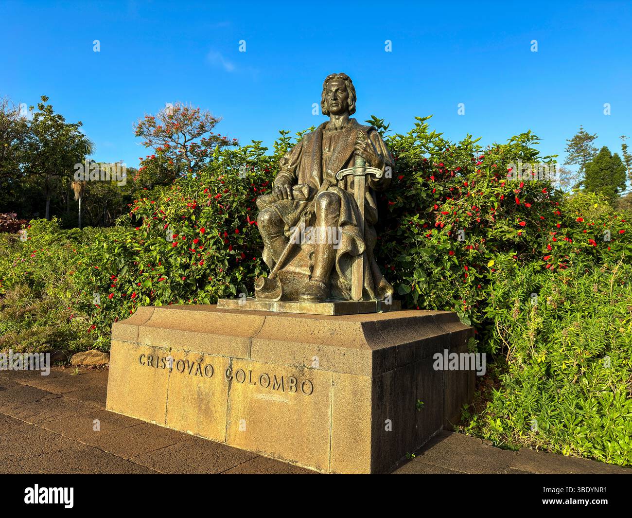 Statue von Christoph Kolumbus im Infante D. Henrique Garten, Vila Baleira, Porto Santo, Madeira - Smartphone Captured Stock Image