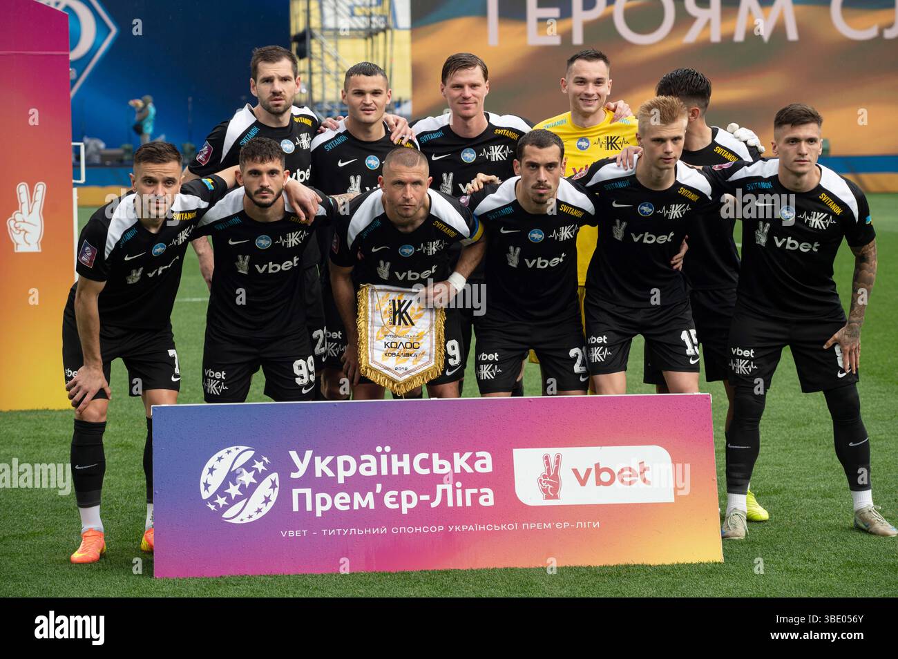 players-of-fc-kolos-kovalivka-pose-for-a-photo-before-the-2024-2025