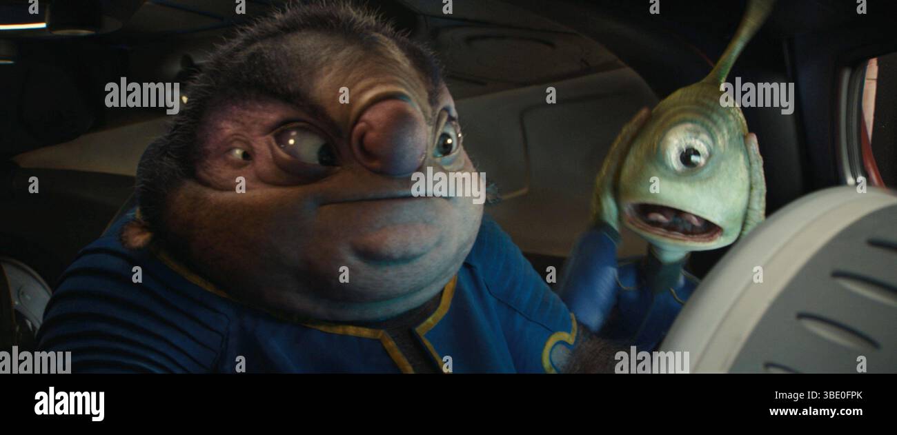 LILO & STITCH, (aka LILO AND STITCH), from left: Jumba (voice: Zach Galifianakis), Pleakley