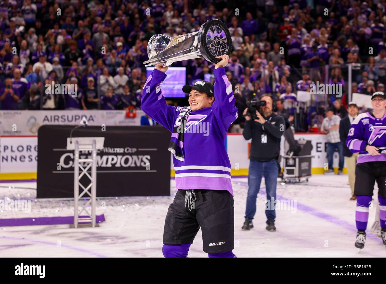 Celebrate Walter Cup Victory The Rise of Professional Women’s Sports: Why Community Engagement is the New Benchmark