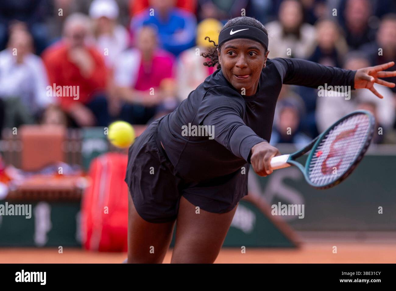 Paris, France. 27th May, 2025. Roland Garros France - May 27, 2025: Hailey Baptiste during the match between Beatriz Haddad Maia (BRA) and Hailey Baptiste (USA) valid for the Roland Garros 2025 tournament held in Paris, IF. ((6257)/SPP) Credit: SPP Sport Press Photo. /Alamy Live News Stock Photo