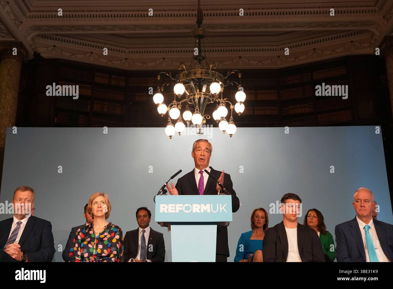 Why did Nigel Farage resign his seat? Why did Nigel Farage resign his seat?