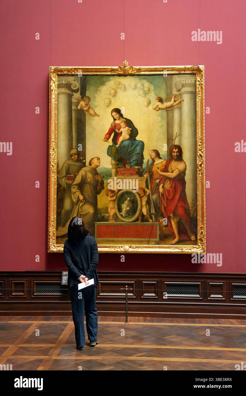 Dresden madonna hi-res stock photography and images - Alamy
