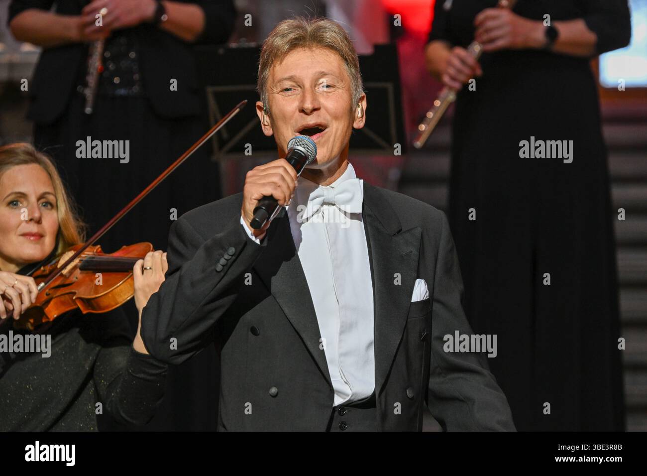 Antwerpen, 27/05/2025 : Helmut Lotti announces 30th anniversary 'Helmut ...