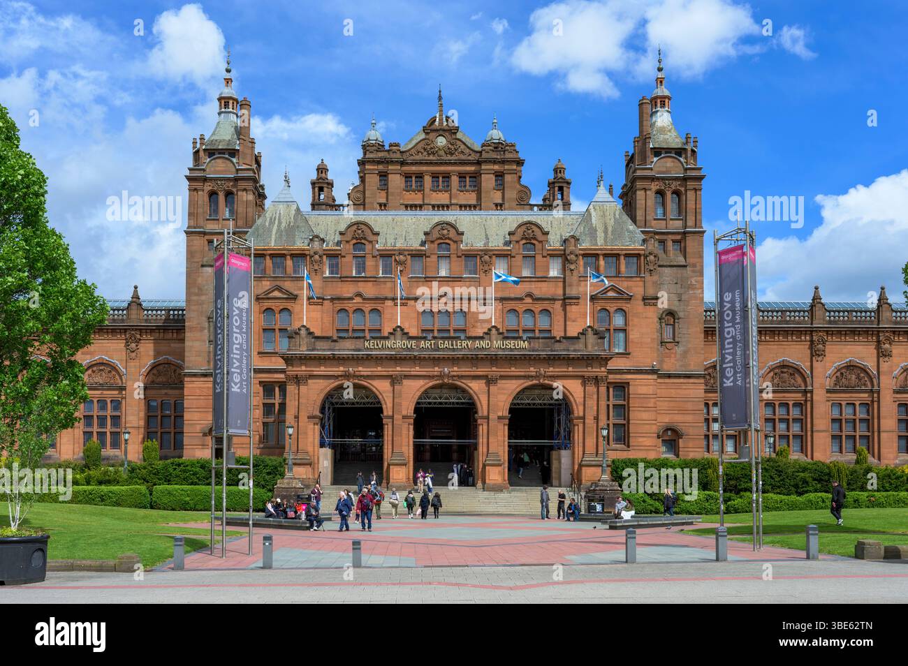 Entrance to Kelvingrove Art Gallery and Museum Glasgow, Scotland, UK, Europe Stock Photo