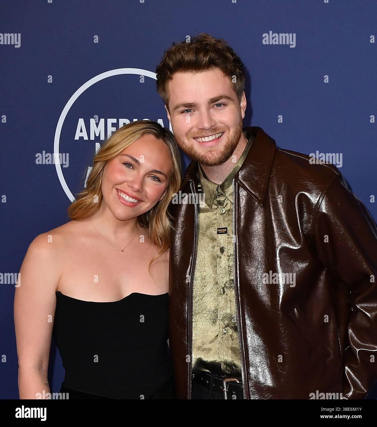 las-vegas-usa-27th-may-2025-alex-warren-kouvr-annon-attend-the