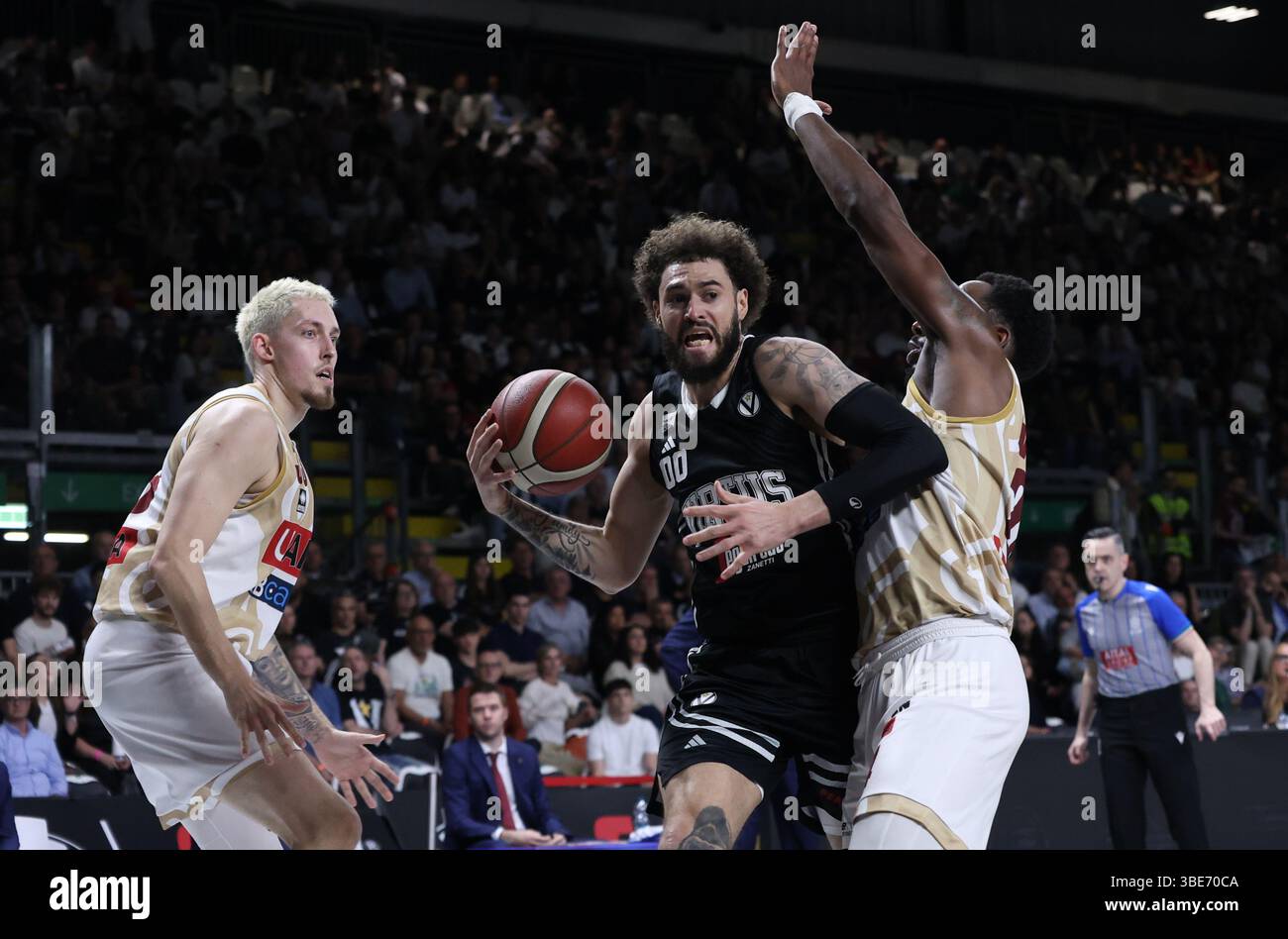 Basketball Playoff Quarterfinals Game Virtus Bologna Brescia’s Offensive Machine