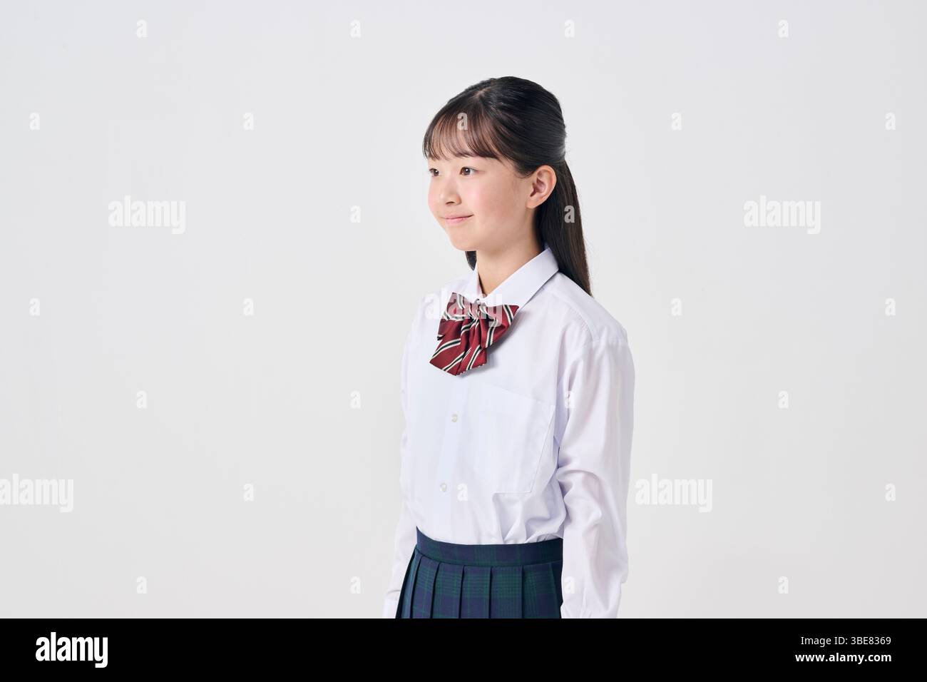 Japan uniform middle school girl hi-res stock photography and images ...