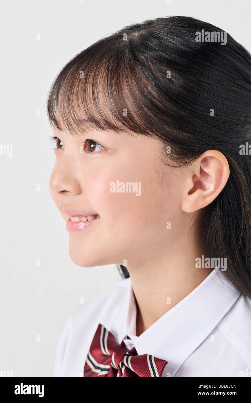 Japan uniform middle school girl hi-res stock photography and images ...