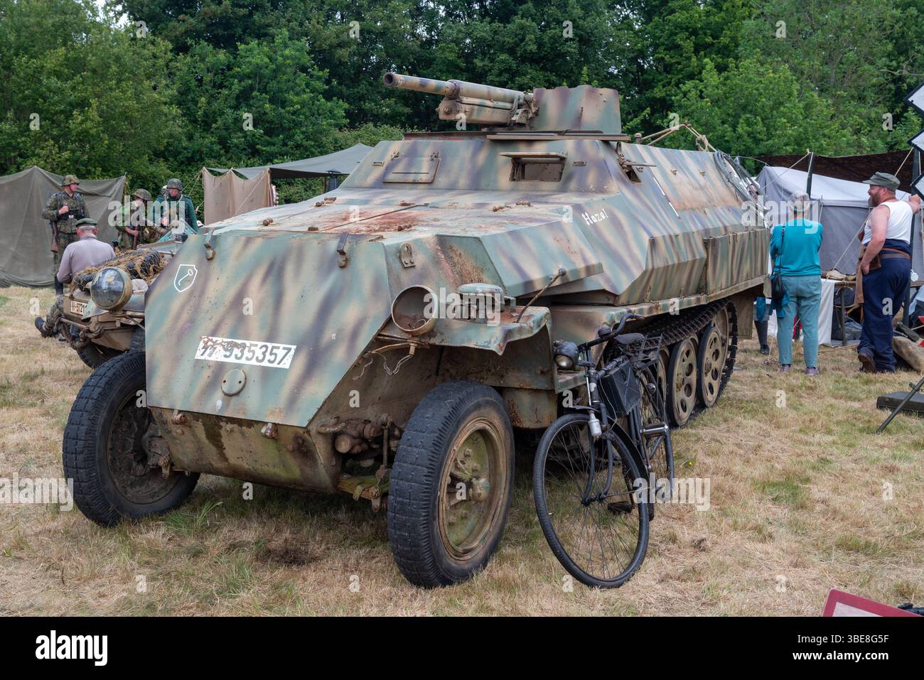 Ww2 german half track hi-res stock photography and images
