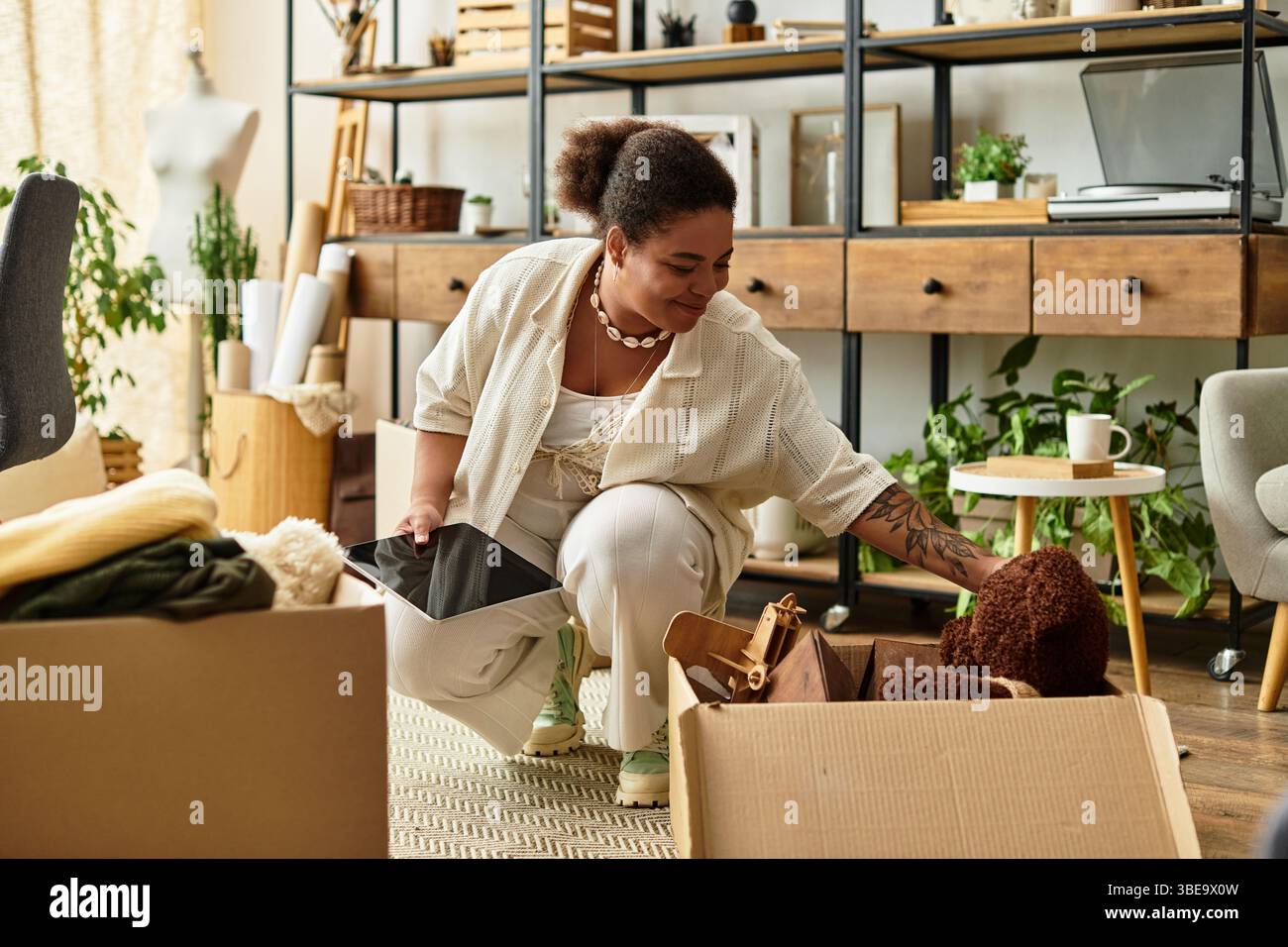 Woman creates unique crafts hi-res stock photography and images - Alamy