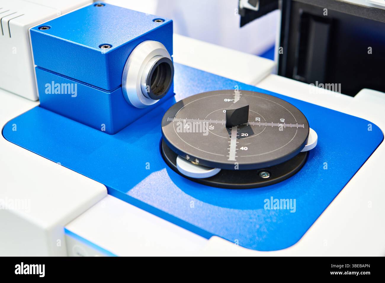 Goniometer device for high-precision optical angle measurements Stock Photo