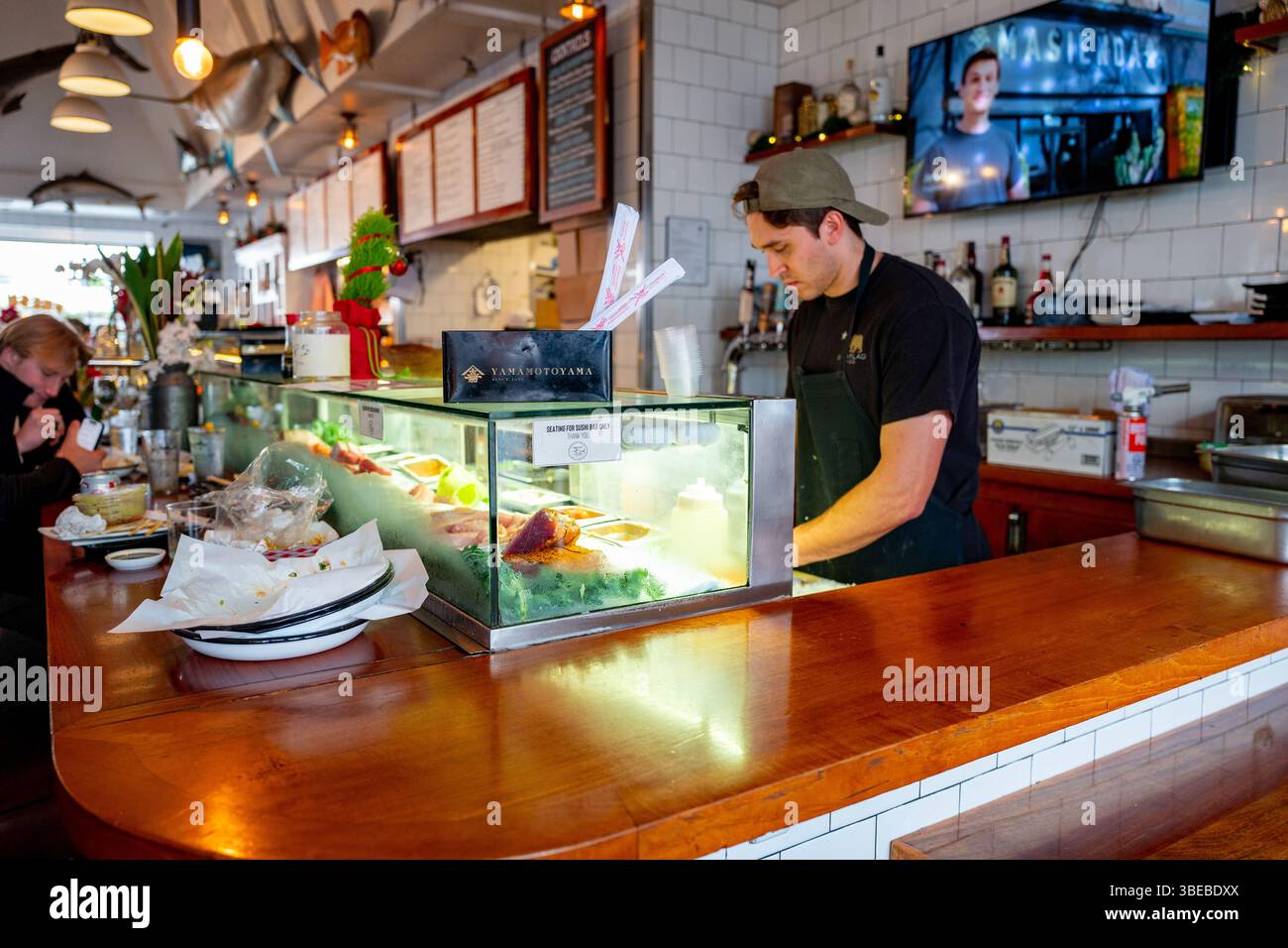 Newport Beach, USA. 22nd Dec, 2024. Sushi bar at Bear Flag Fish Company, Newport Beach, California, December 22, 2024. (Photo by Smith Collection/Gado/Sipa USA) Credit: Sipa USA/Alamy Live News Stock Photo