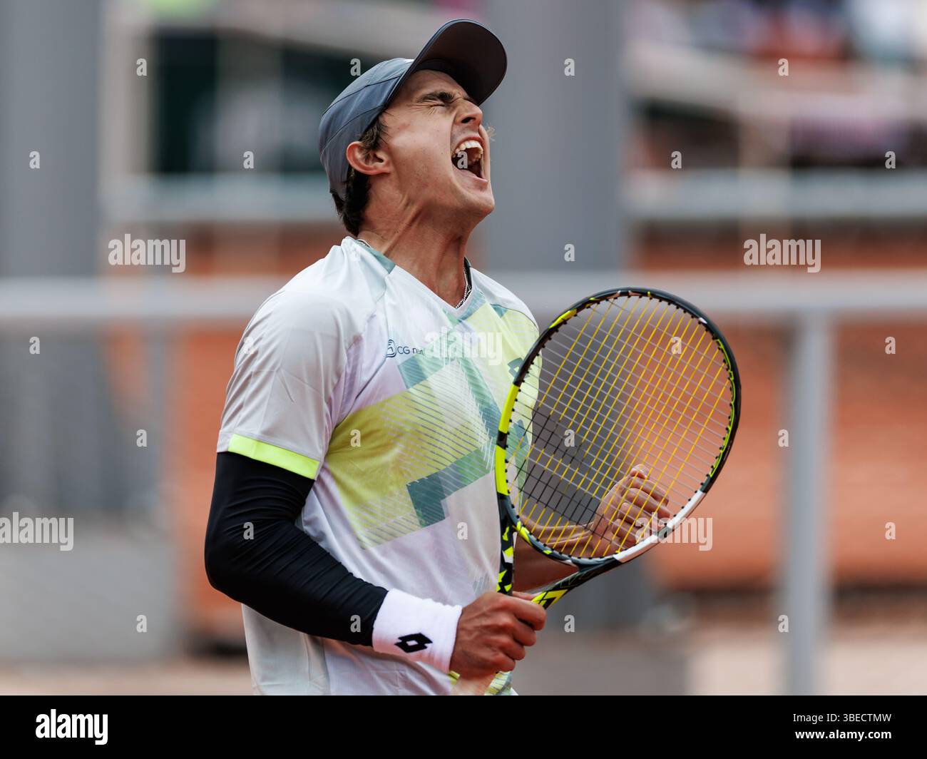 Paris, France. 27th May, 2025. Adam Walton (AUS) during the 2025 Roland Garros. Credit: corleve/Alamy Live News Stock Photo
