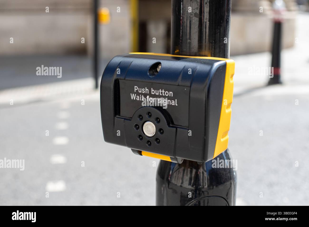 Traffic signal control box hi-res stock photography and images - Alamy