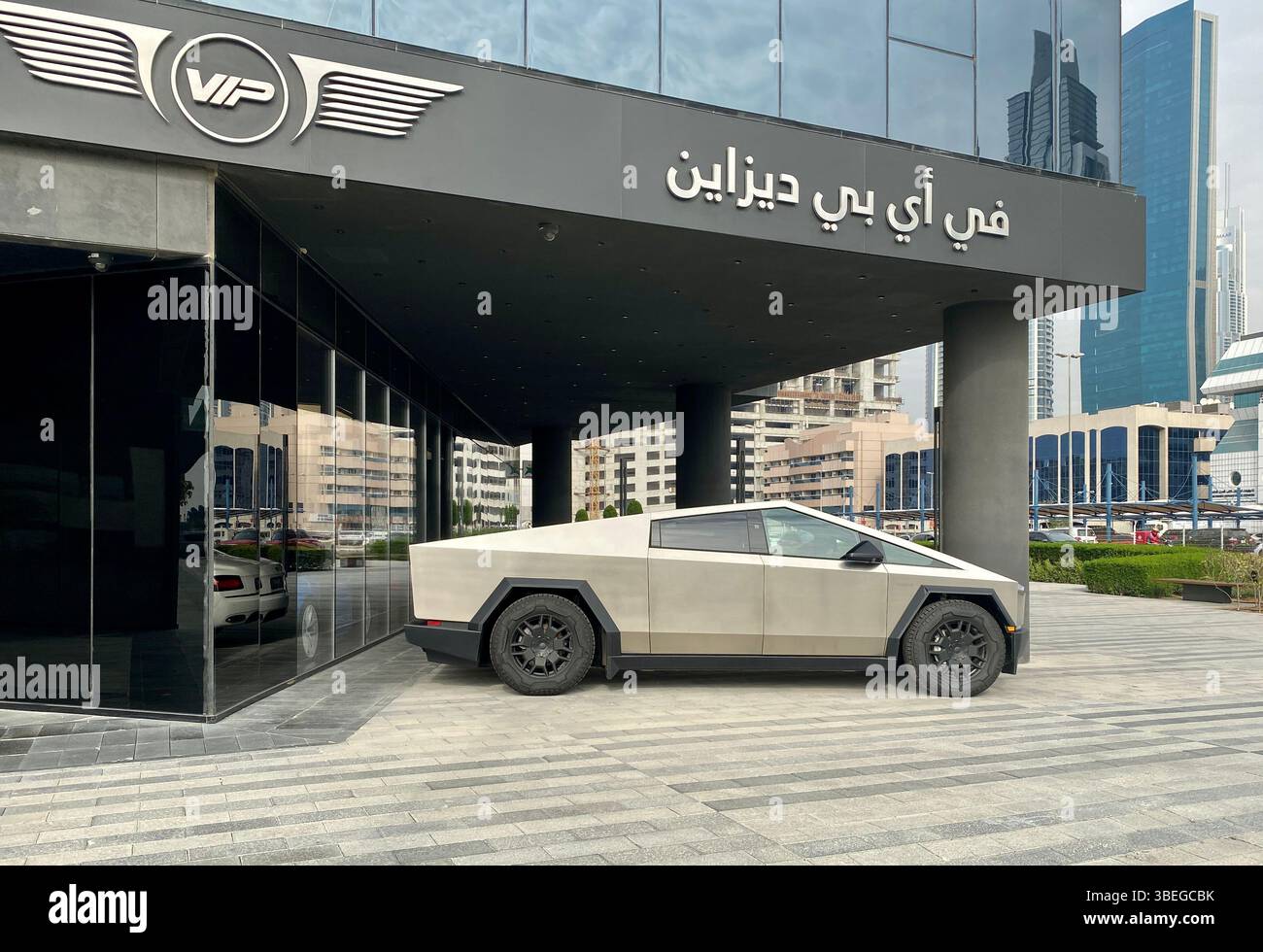 Dubai Ride Cybertuck Cybertruck in Dubai Stock Photo - Alamy