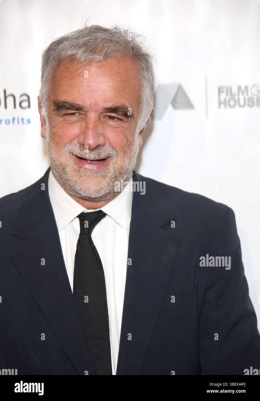 その他 Mi Learning nonequilibrium statistical mechanics and dynamical phase