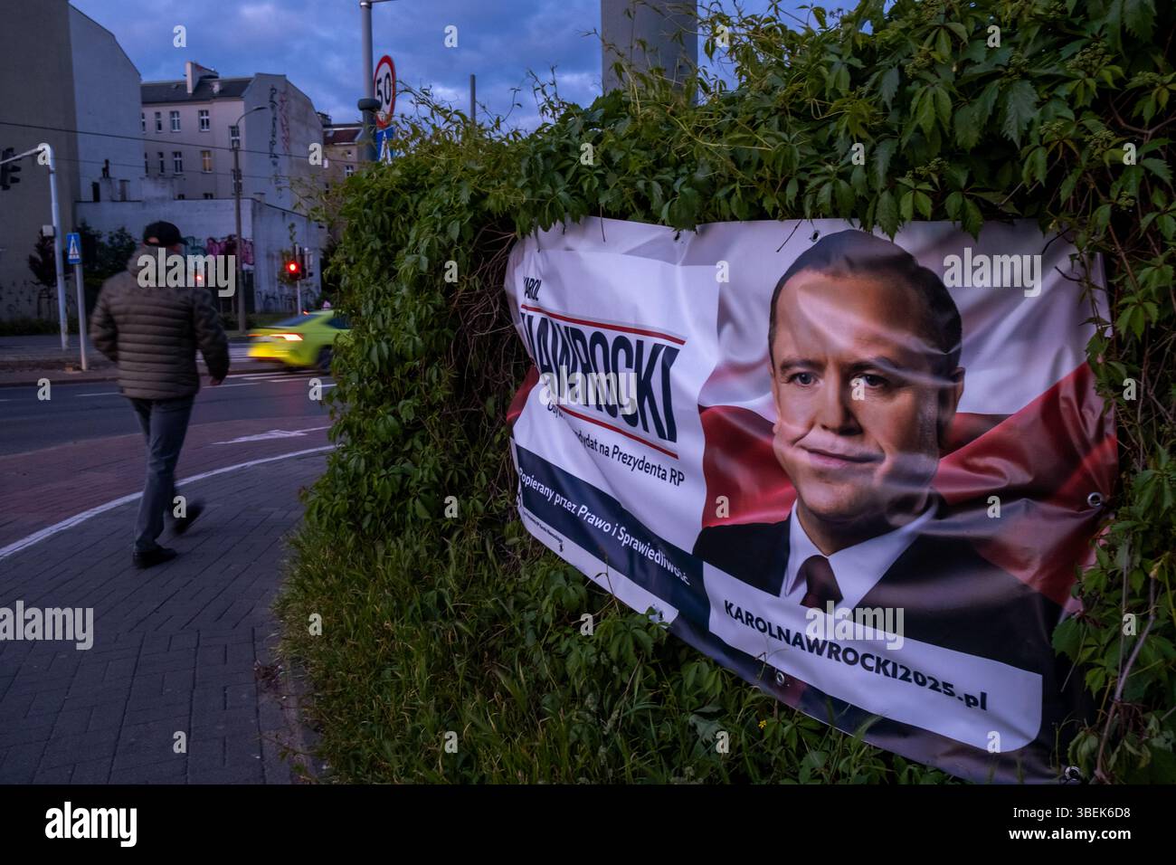 18.05.2025, Poland, Wielkopolska, Poznan, - Election poster for the candidate of the right-wing conservative PIS camp Karol Nawrocki for the run-off i Stock Photo