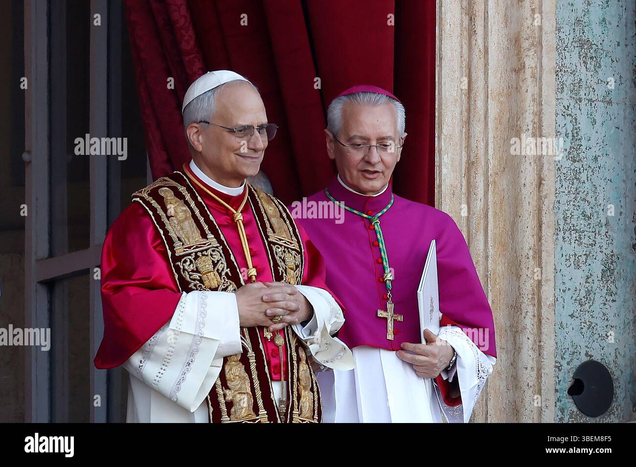 Vatican City, 8 May, 2025. Newly elected Pope Leo XIV appears at the central Loggia of St. Peter’s Basilica. Stock Photo