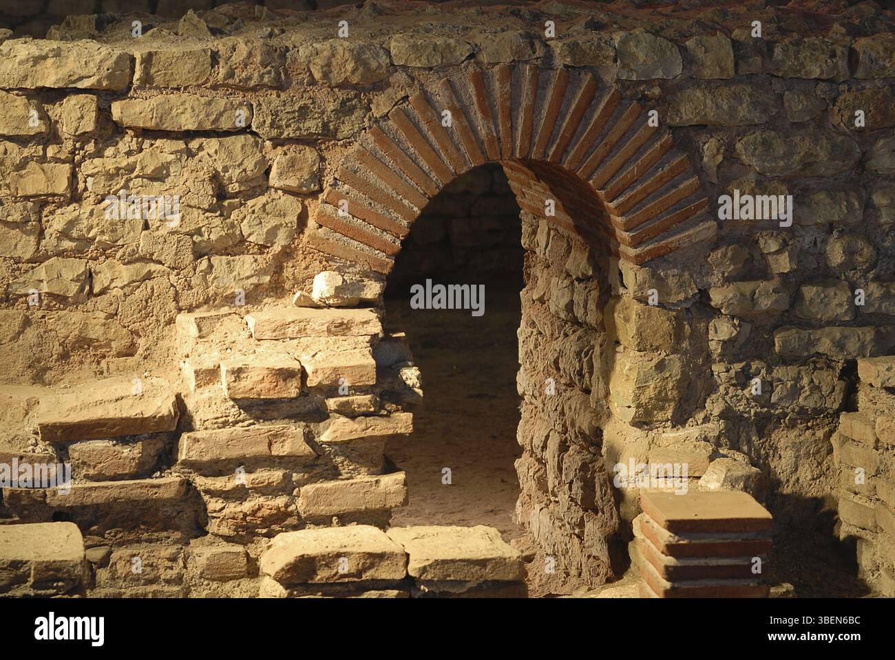 Roman technology hi-res stock photography and images - Alamy