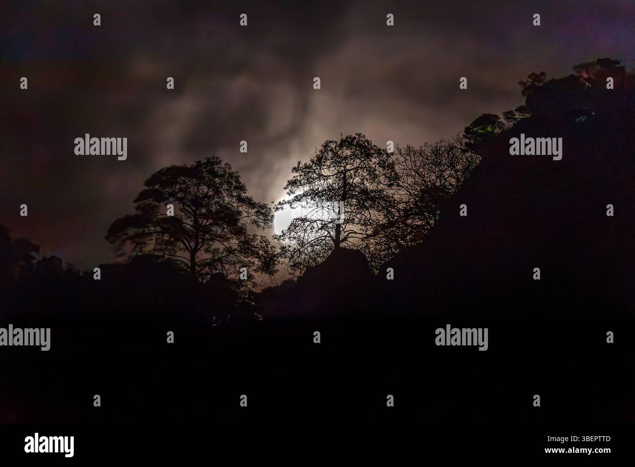 Moonrise at El Tepozteco Mountains. Amatlán, Morelos, Mexico Stock Photo