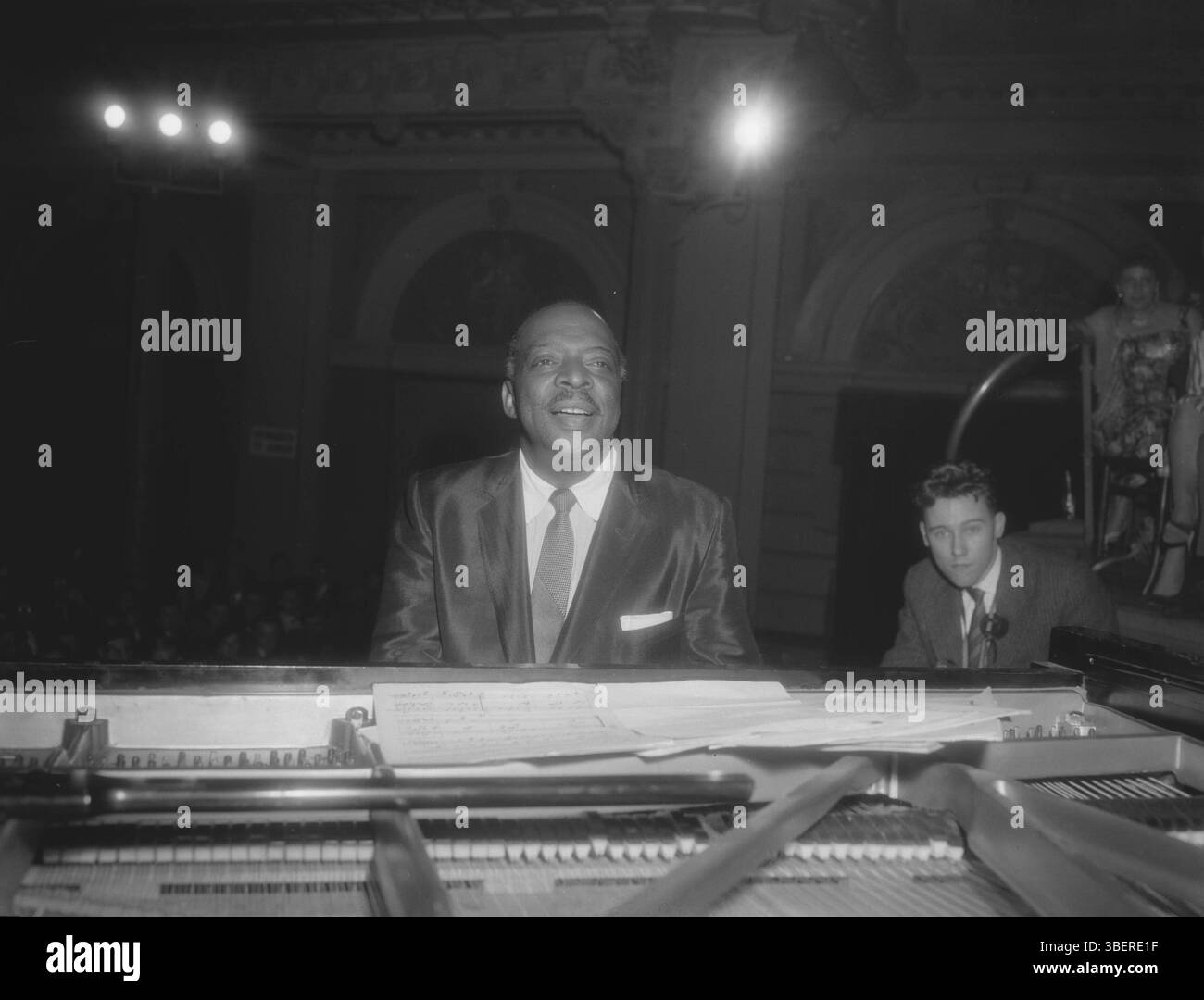 Black 1950s jazz musician hi-res stock photography and images - Alamy