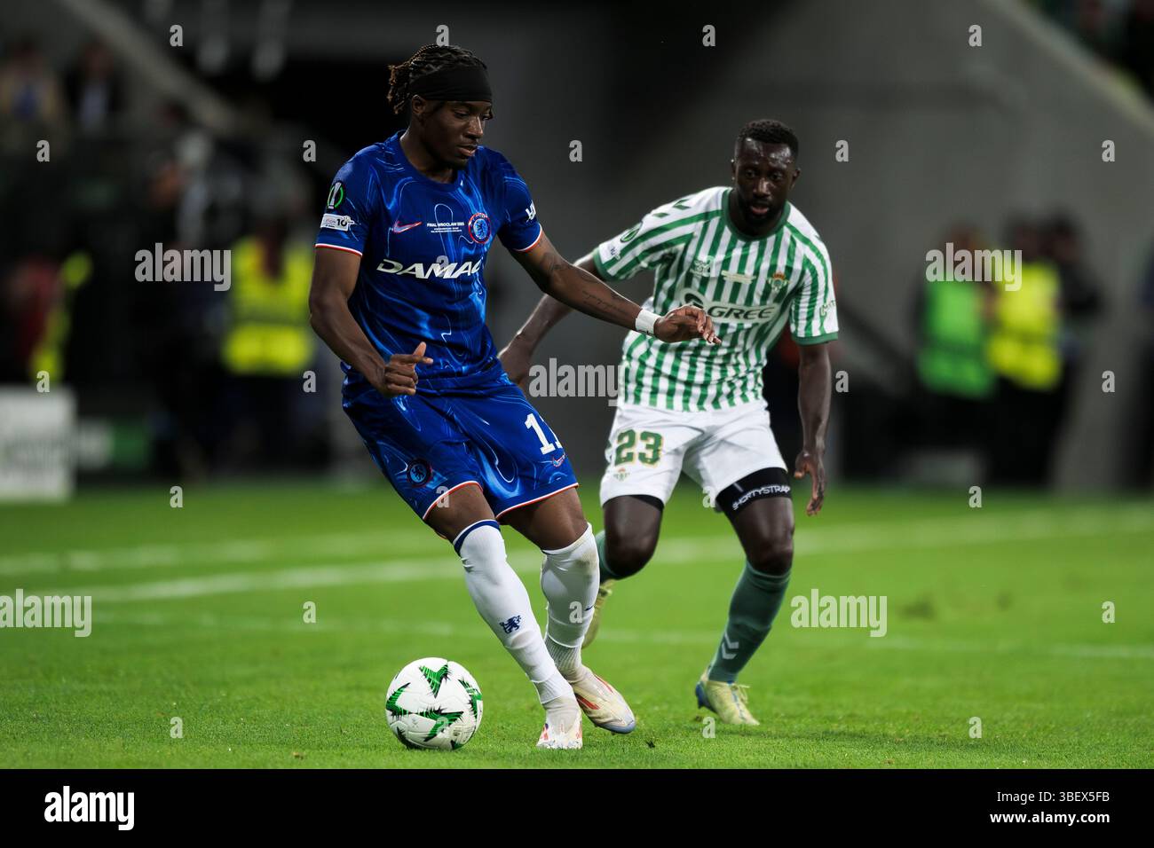 Youssouf Sabaly se rapproche du Qatar - Foot Africa Youssouf Sabaly se rapproche du Qatar - Foot Africa